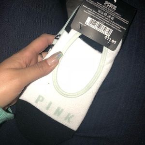 VS PINK no show socks! 2 pairs! NWT